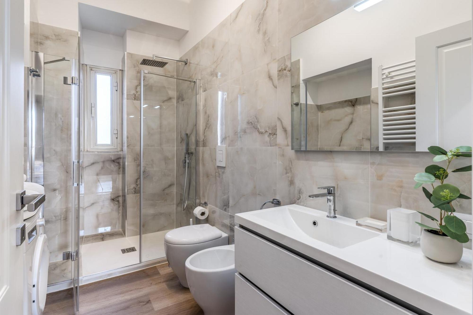 Deluxe Suite, Floor Stunning View! Roma