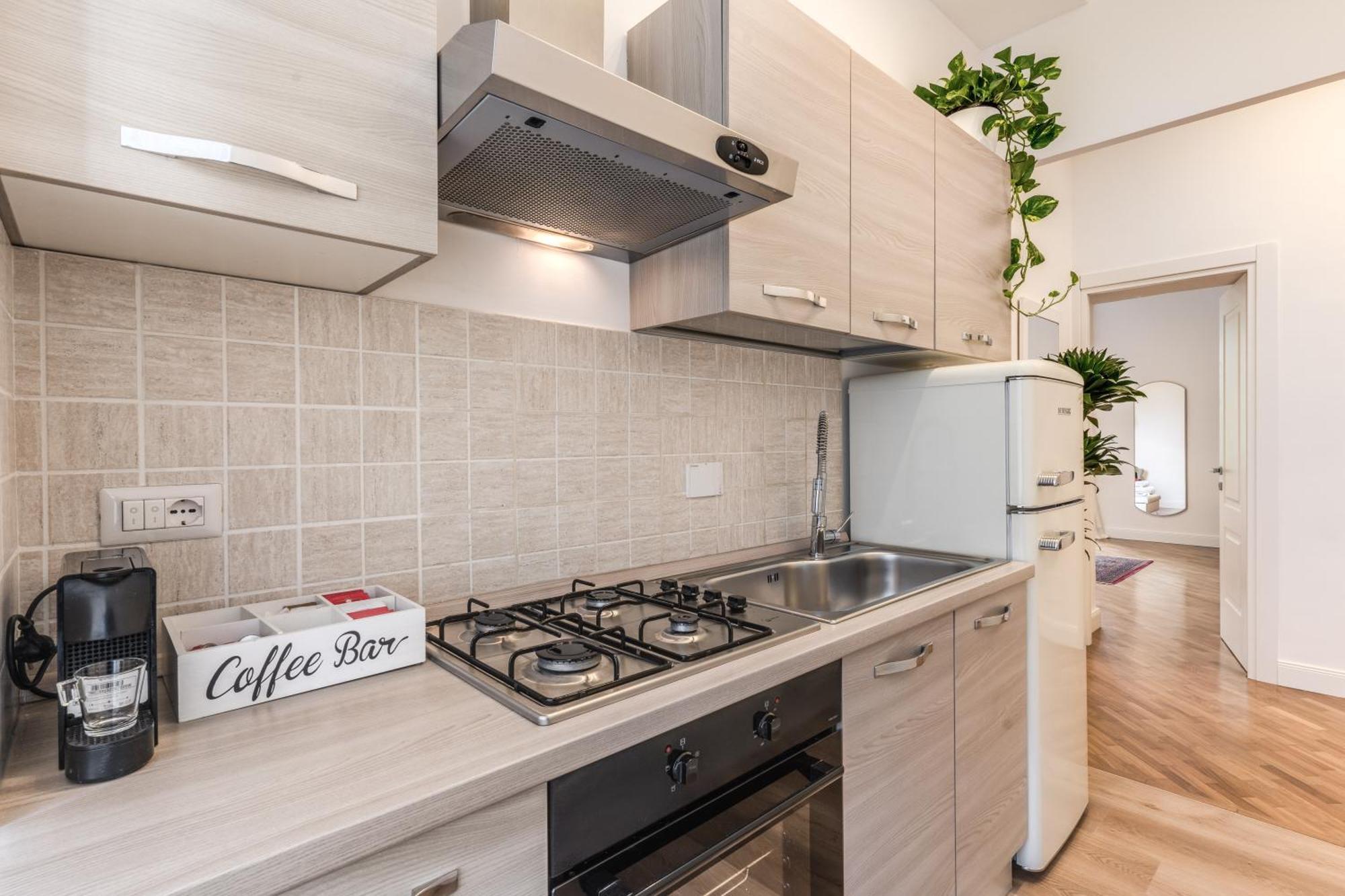 Deluxe Suite, Floor Stunning View! * Roma