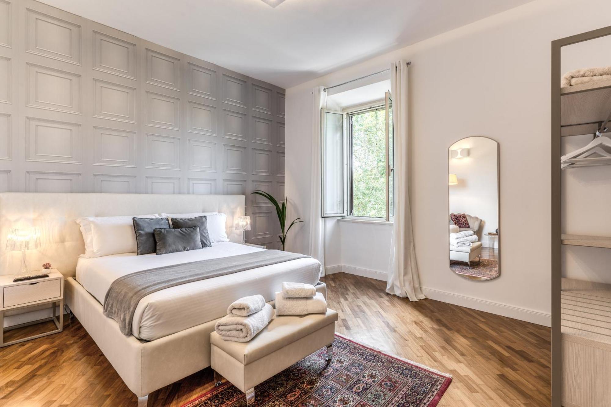 Deluxe Suite, Floor Stunning View! * Roma
