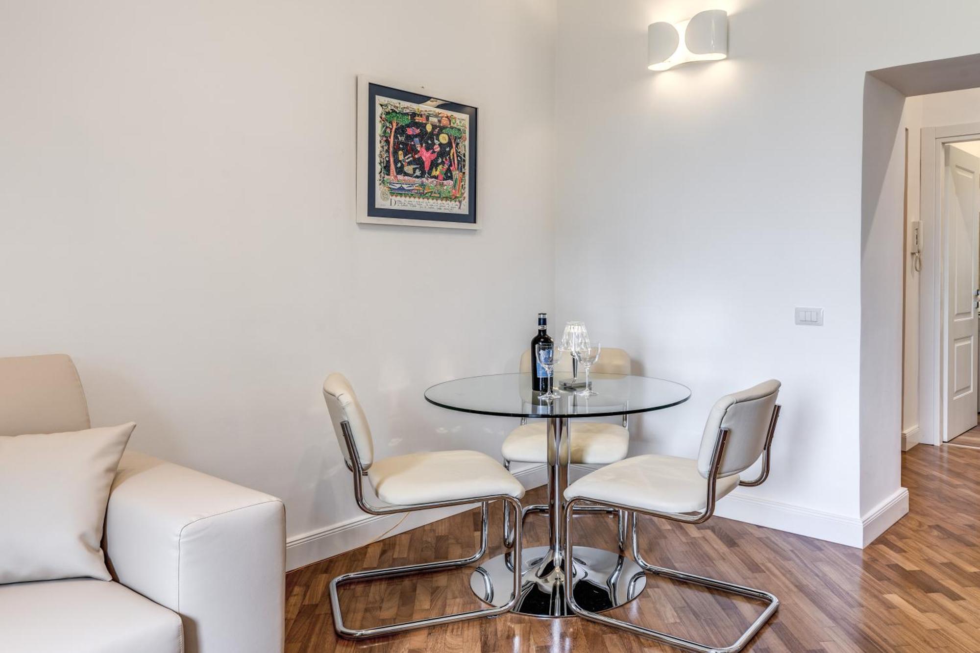 Deluxe Suite, Floor Stunning View! Appartamento